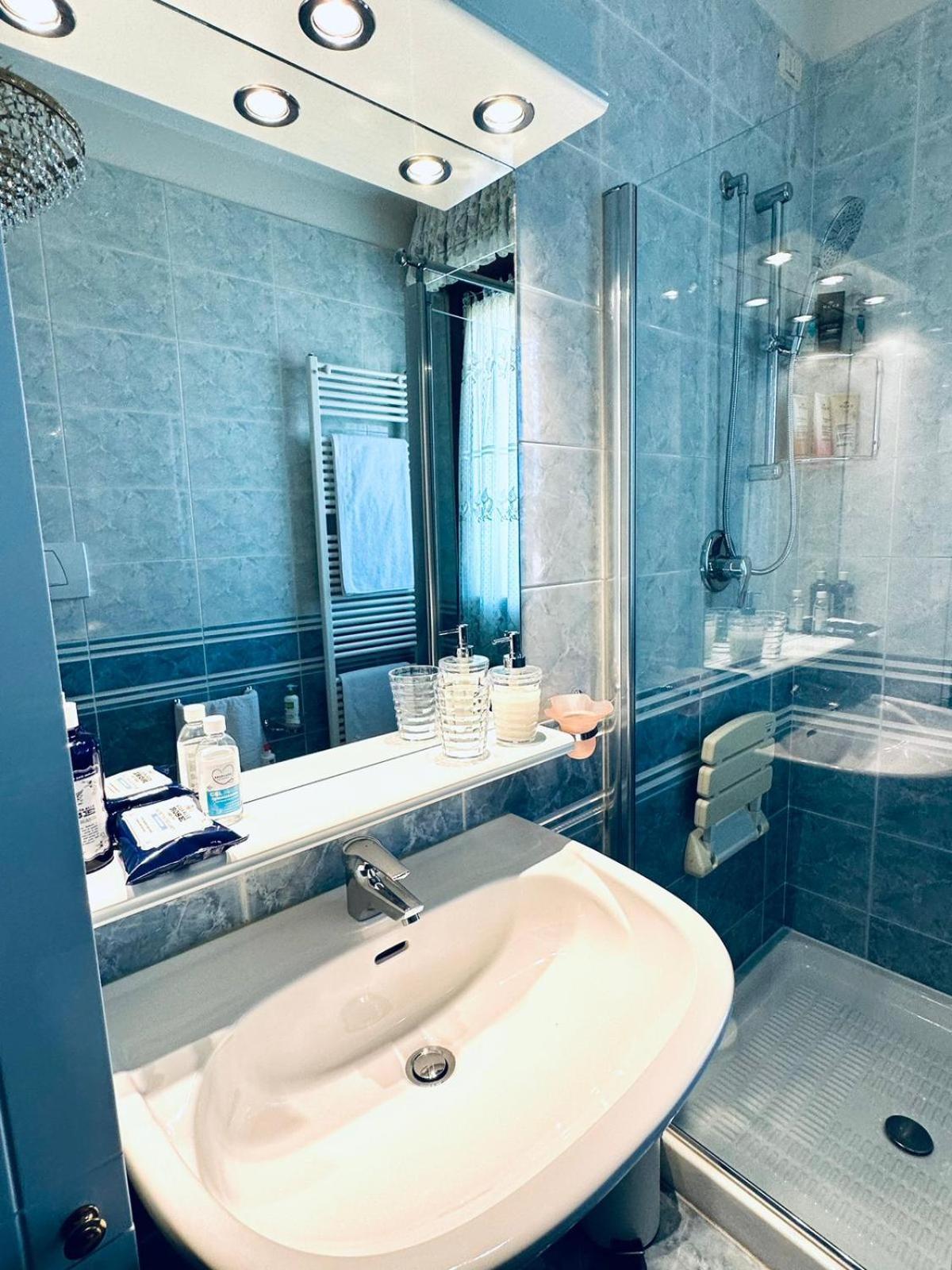 Casa Di Alice Lejlighed Parma Eksteriør billede